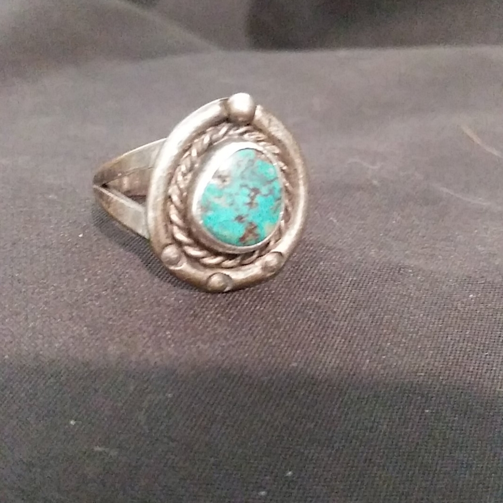 Turquoise and sterling silver ring